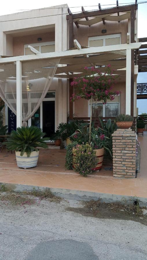 Giovanni Mare Kourouta Exterior foto